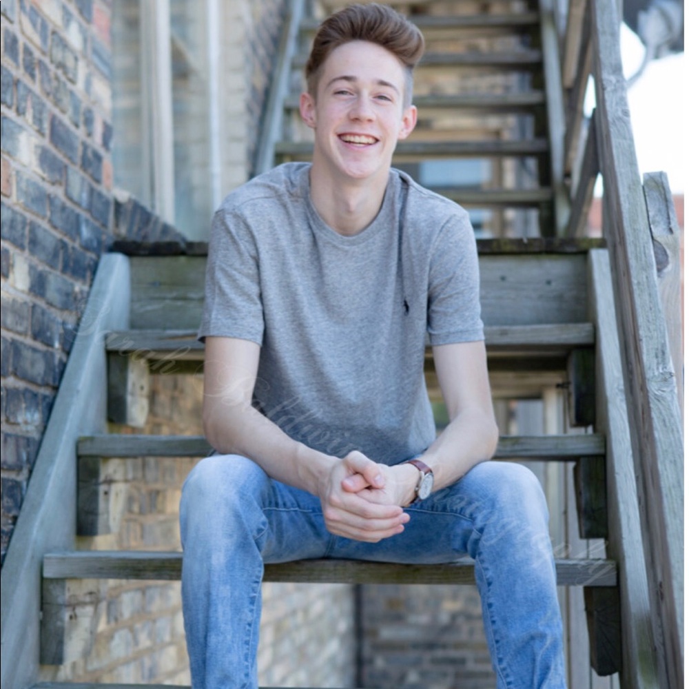 Meet your Posher, Connor